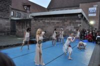 Tanzperformance am Bauhof