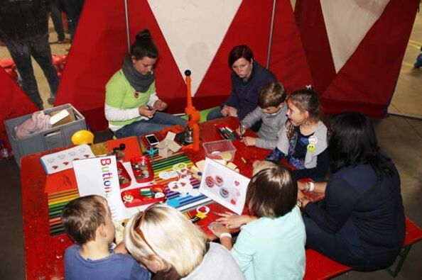 Eventmodul Buttons basteln für Kinder